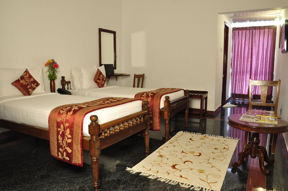 Hotel Bonsejour Pondicherry Ngoại thất bức ảnh