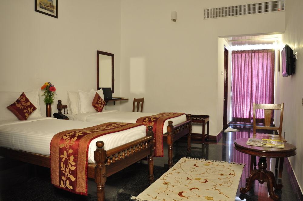 Hotel Bonsejour Pondicherry Ngoại thất bức ảnh