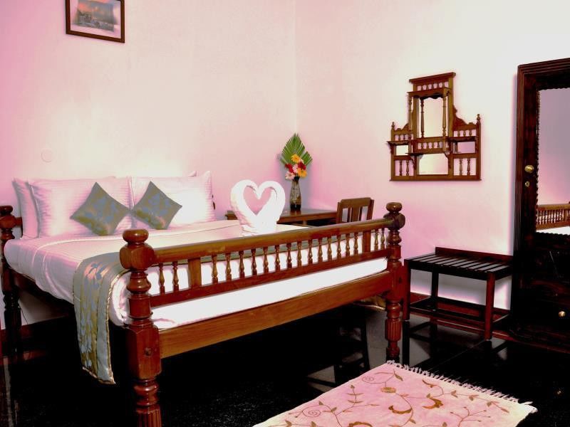 Hotel Bonsejour Pondicherry Ngoại thất bức ảnh