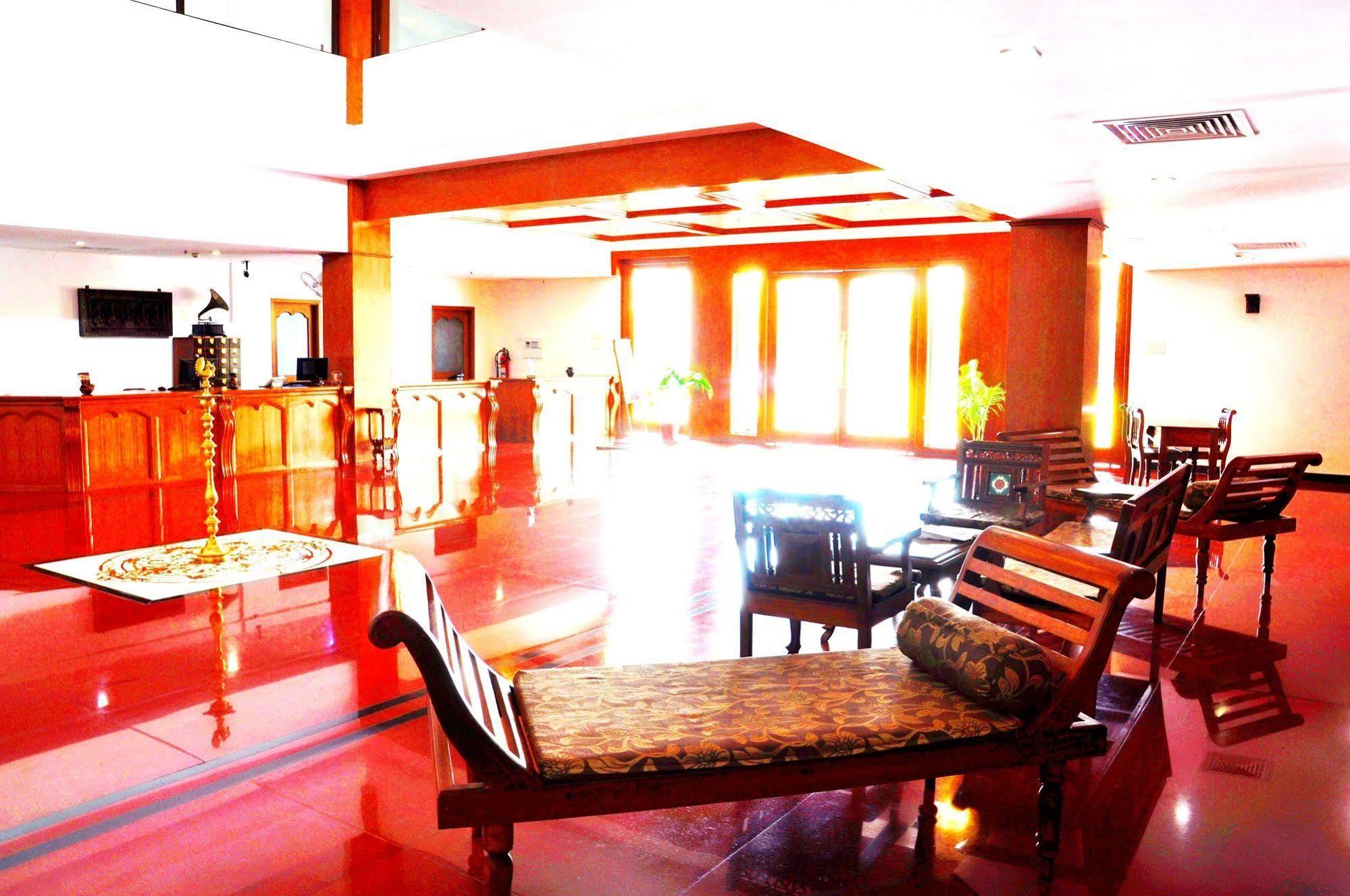Hotel Bonsejour Pondicherry Ngoại thất bức ảnh